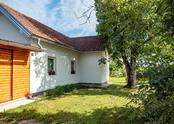 Holiday Home Navis